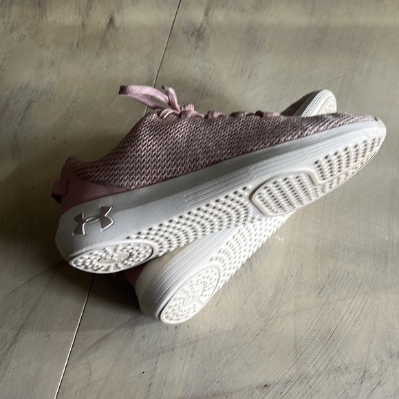 Womens Under Armour Pink Ripple MTL Sneakers Size 9 - Picture 5 of 6